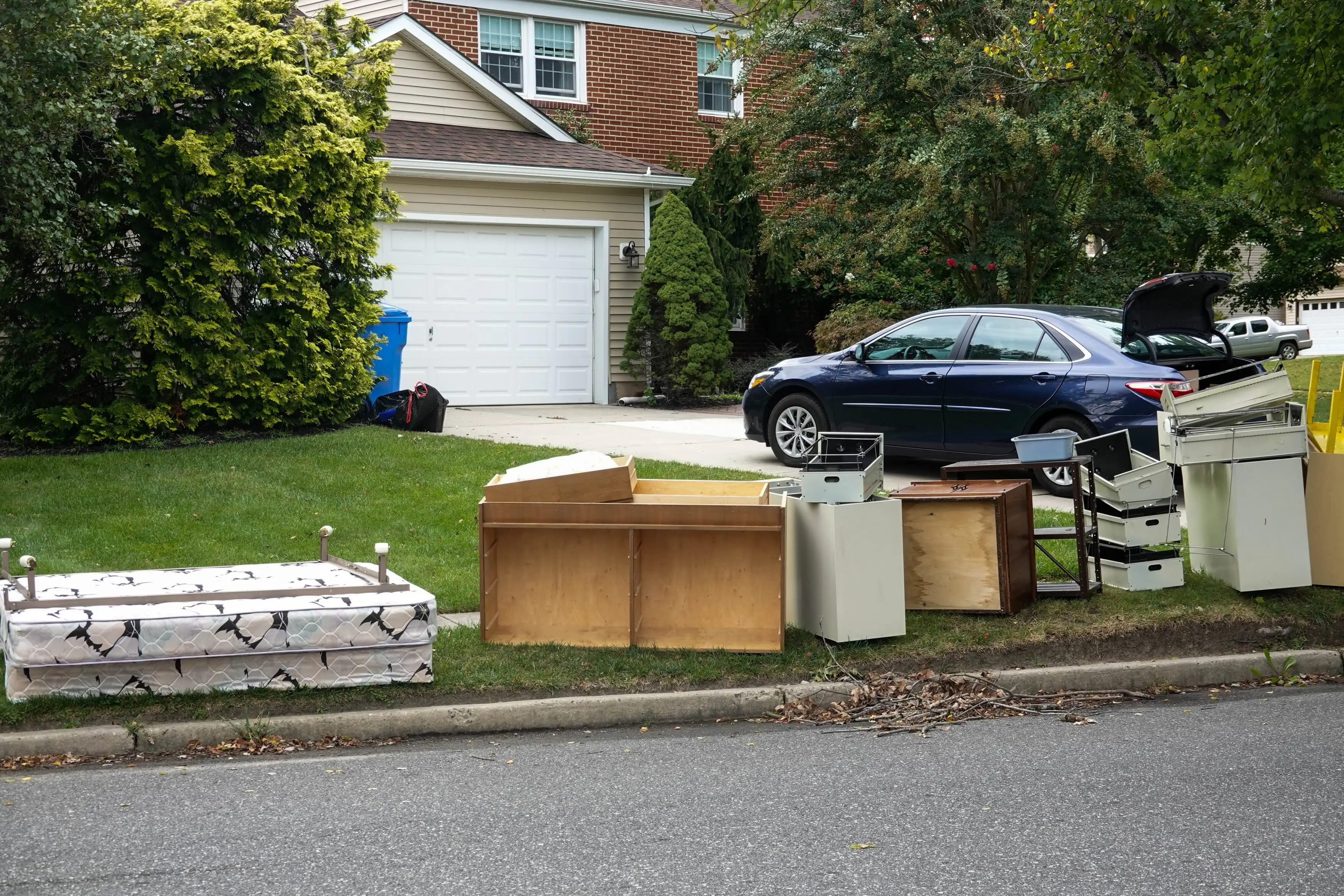 Curbside junk removal setup for same-day pickup in Utah County